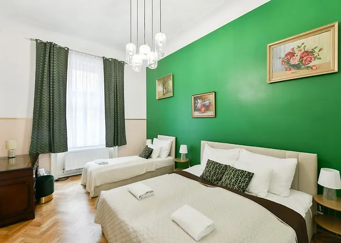 Stunning Charles Bridge Apartment Διαμέρισμα *