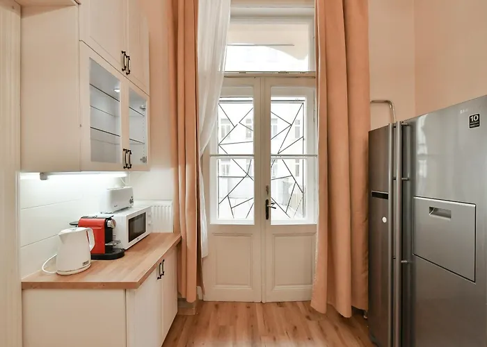 Διαμέρισμα Stunning Charles Bridge Apartment *