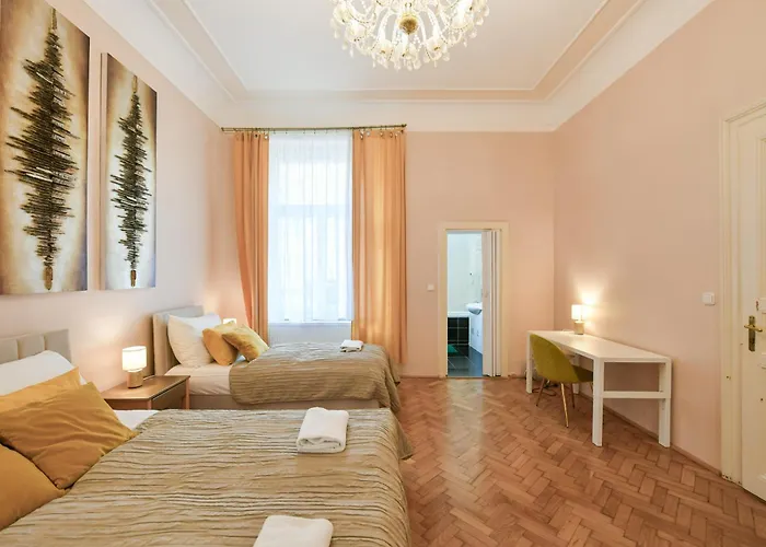 Διαμέρισμα Stunning Charles Bridge Apartment *