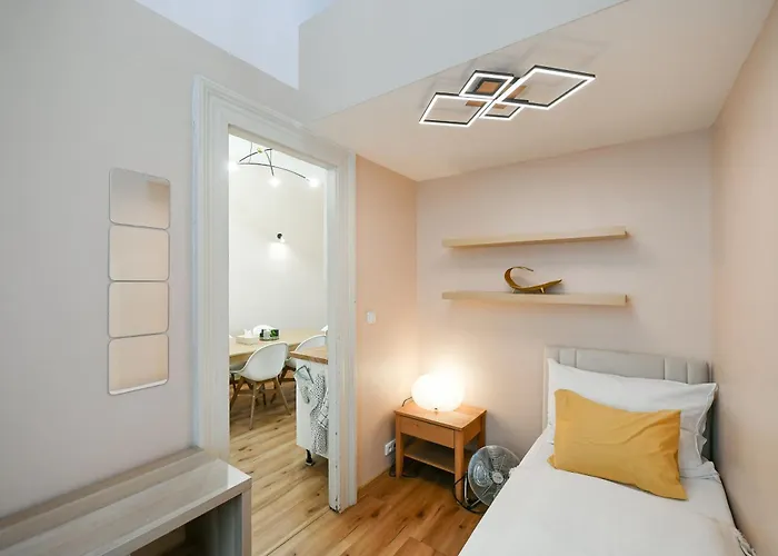 Stunning Charles Bridge Apartment Διαμέρισμα Πράγα