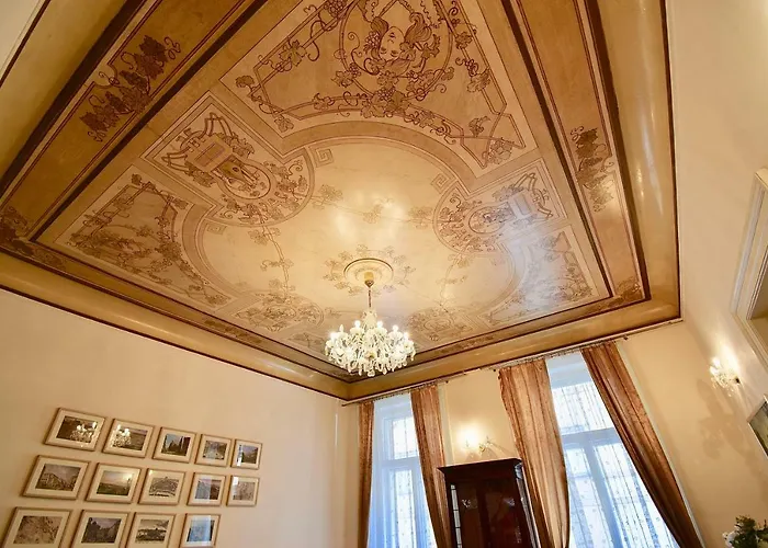Stunning Charles Bridge Apartment Διαμέρισμα *